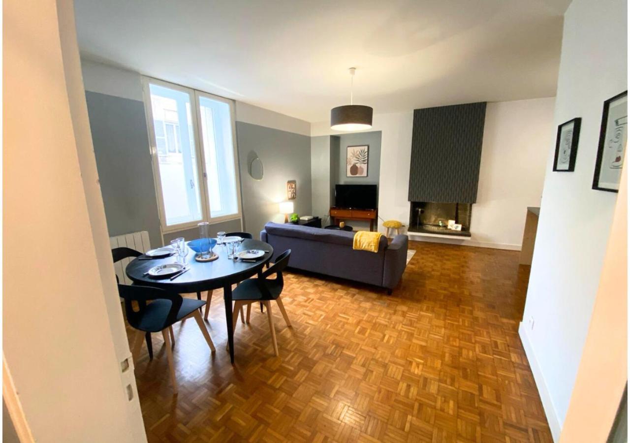 Le 107 - Poitiers - Chu - La Conciergerie. Apartment Exterior foto